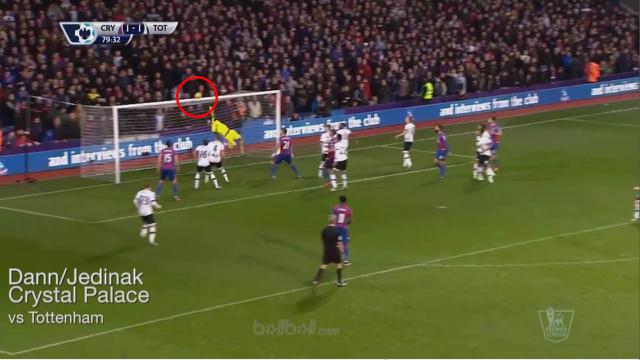 Serangan Palace Membentur Mistar Gawang Dua Kali dalam Dua Detik