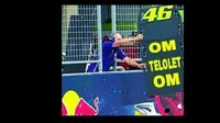 Meme Otomotif: Rossi Pakai Klakson Telolet 