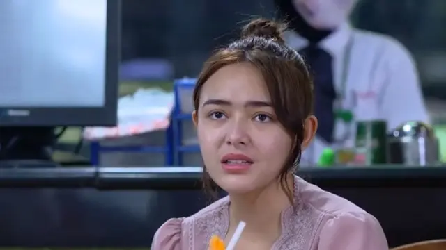 5 Gaya Amanda Manopo Sebagai Andin yang Trendi dan Menawan (3)