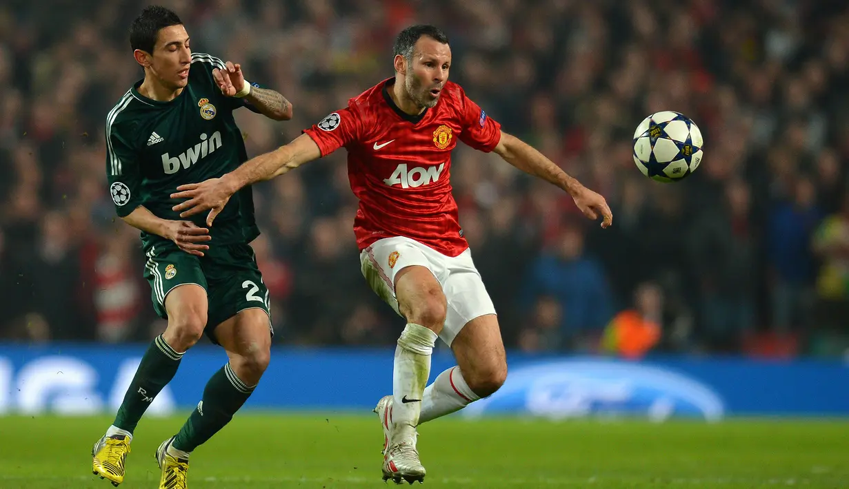 Ryan Giggs (905) - Gelandang asal Wales ini memiliki rekor bermain paling banyak bersama Manchester United. Giggs dimaikan sebanyak 905 kali selama kariernya di bawah Alex Ferguson. (AFP/Andrew Yates)