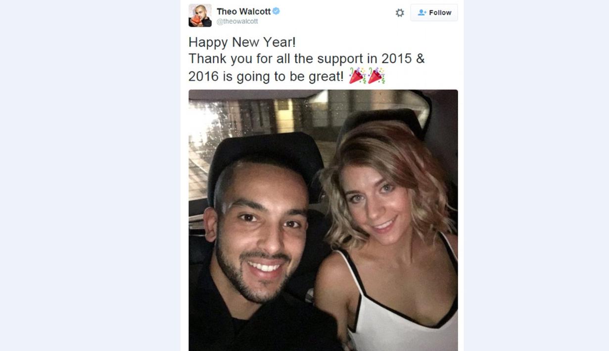 Bintang Arsenal, Theo Walcott, menghabiskan malam tahun baru bersama sang istri, Melanie. (Instagram/Theo Walcott)
