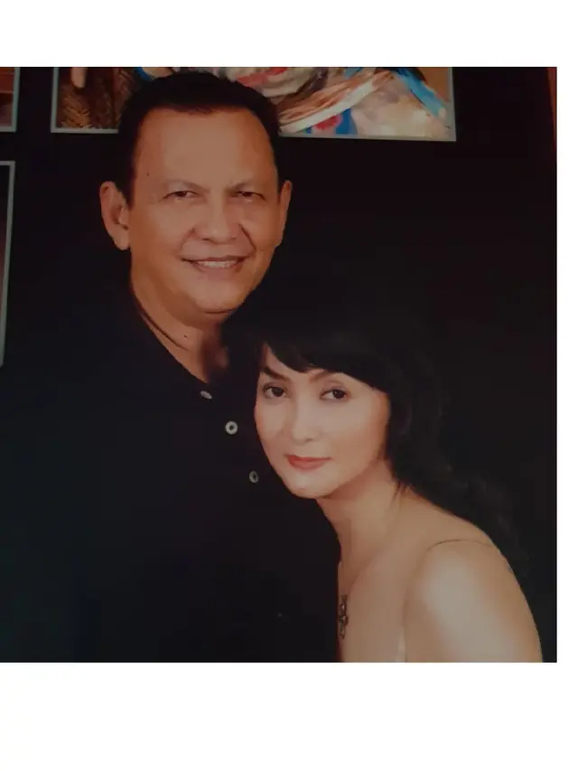 34 Tahun Bersama, Ini 6 Momen Romantis Roy Marten dan Anna Maria