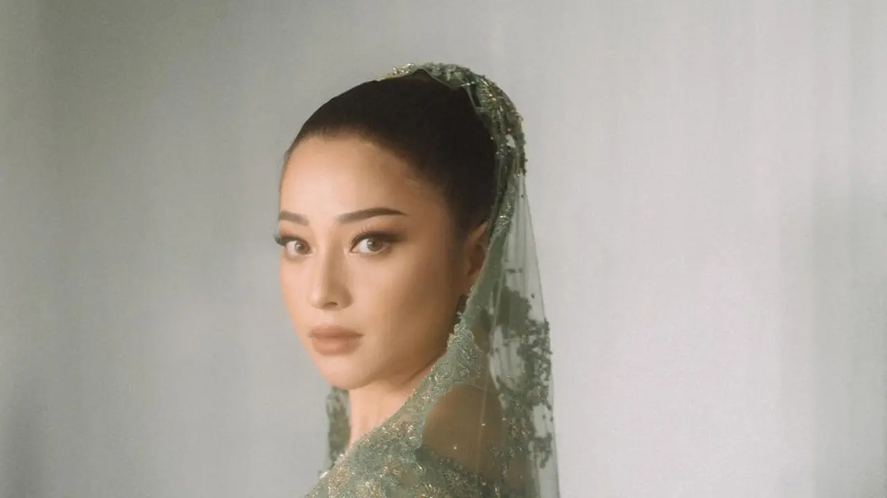 6 Inspirasi Kebaya Nuansa Hijau dari Aaliyah Massaid, Nikita Willy, hingga Erina Gudono