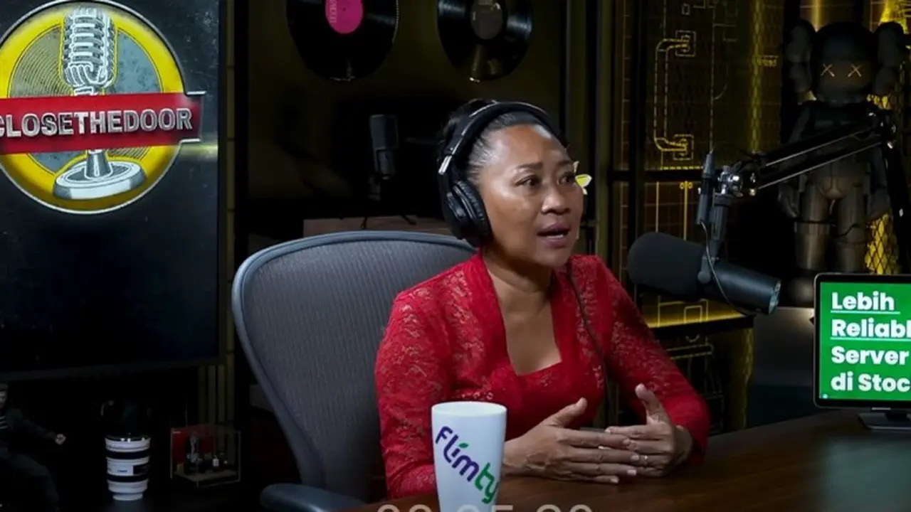 Ni Luh Djelantik Keluhkan Wisman di Bali Bukan Hanya Sering Berulahguga Menyaingi Usaha Warga Lokal