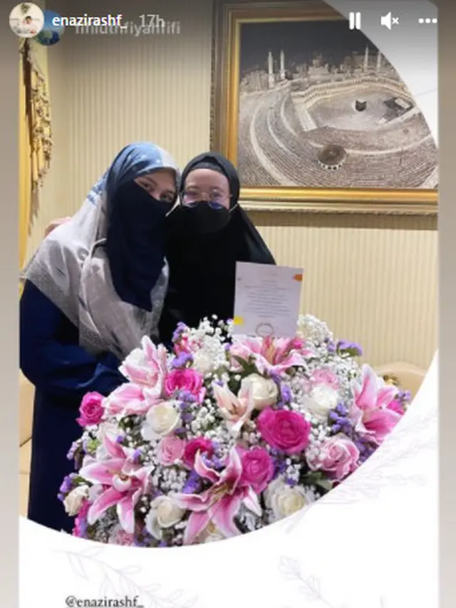 5 Potret Terbaru Nadzira Shafa Istri Almarhum Ameer Azzikra yang Kini Bercadar