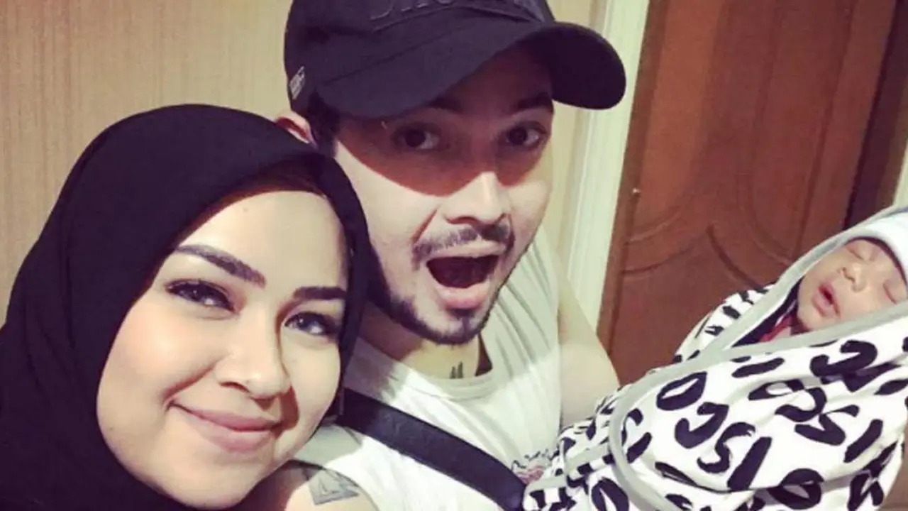 Donny Michael dan Aryani Fitriana