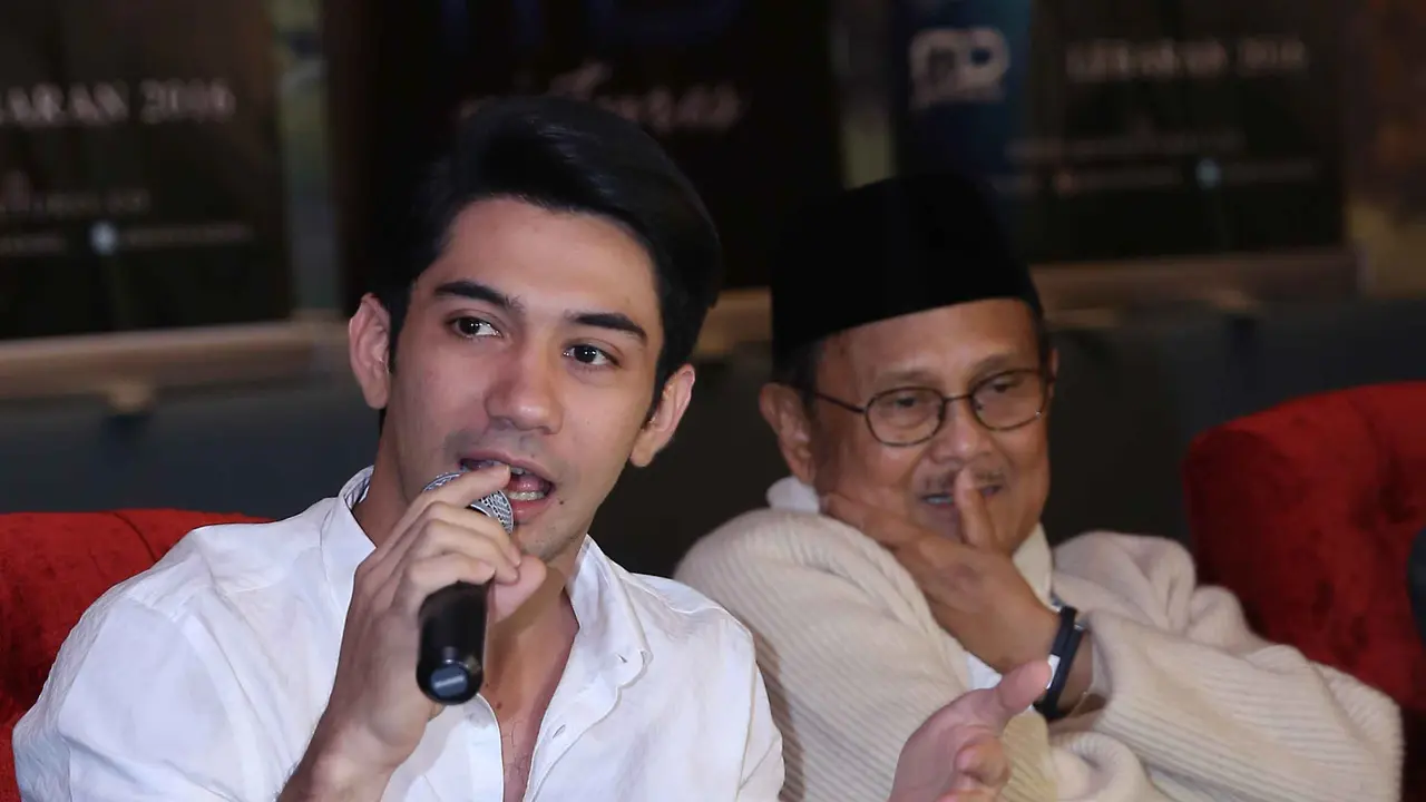 [Bintang] Reza Rahadian