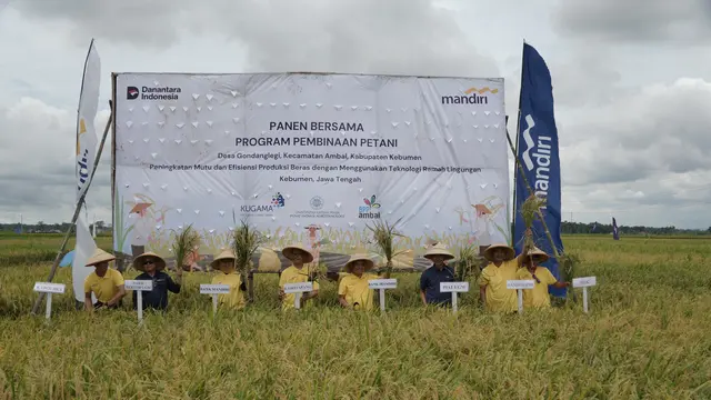 Panen Raya Bersama Petani Desa Gondanglegi