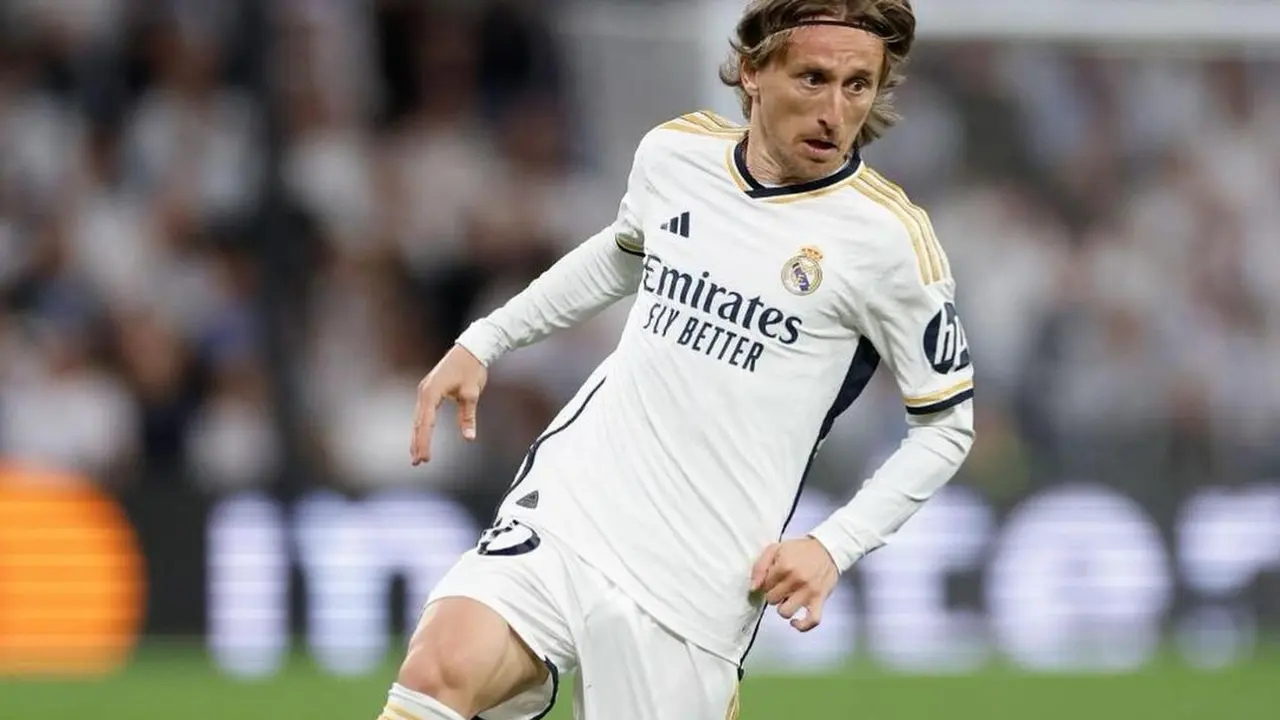 Luka Modric Putuskan Bertahan di Real Madrid Semusim