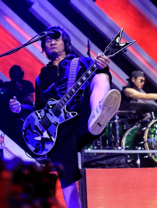 Banyaknya aturan untuk tampil dalam televisi menjadi salah satu alasannya. Apalagi saat mengisi acara tampil di layar kaca, banyak yang selalu minta membawakan lagu-lagu lamanya. (Adrian Putra/Bintang.com)