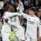 Gelandang Real Madrid asal Uruguay Federico Valverde (kiri) merayakan gol bersama gelandang Real Madrid asal Prancis Eduardo Camavinga (tengah) dan gelandang Real Madrid asal Turki Arda Guler setelah mencetak gol pertama mereka selama pertandingan sepak bola liga Spanyol antara Real Madrid CF dan Athletic Club Bilbao di Stadion Santiago Bernabeu di Madrid, pada 20 April 2025.OSCAR DEL POZO / AFP