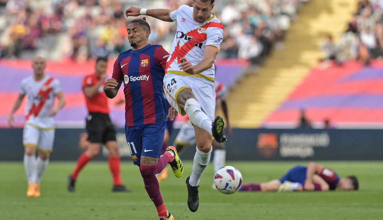 <p>Barcelona sukses mengalahkan Rayo Vallecano dengan skor 3-0. (MANAURE QUINTERO / AFP)</p>