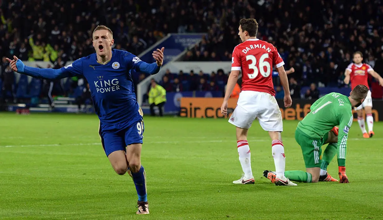 Sedangkan bomber Leicester, Jamie Vardy, mencetak 34 gol dan membawa klubnya juara Premier League musim lalu. (AFP/Oli Scarff)