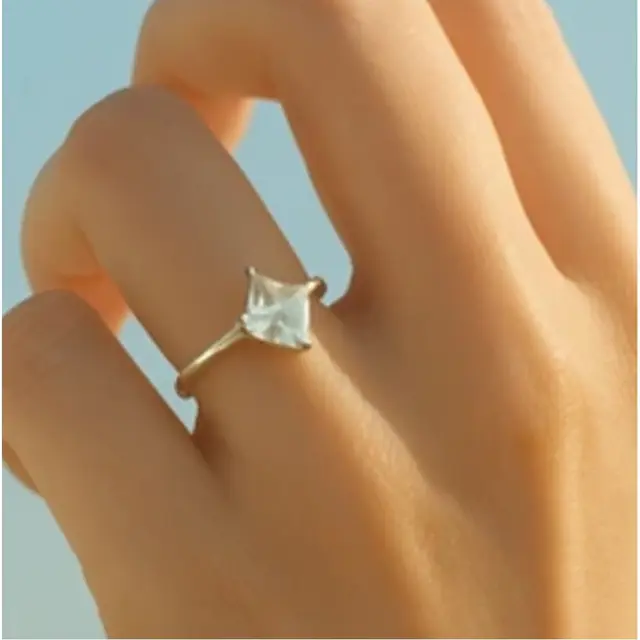 5 Model Cincin Paling Hits 2025, Bikin Penampilan Sederhana Terlihat Elegan