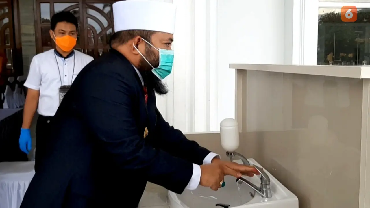 Bank Bengkulu Terancam Turun Kasta, Ini Solusi Walikota Helmi Hasan
