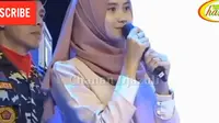 Alfina Nindiyani, Jemaah wanita Gus Iqdam bersuara merdu (SS: YouTube  Chanan Djazuli)