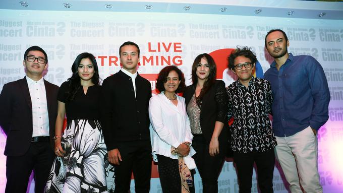 Pemain AADC 2 Tak Terbebani Kesuksesan Film Pertama - News