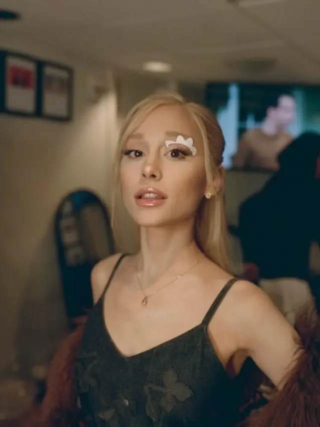 [Fimela] Ariana Grande