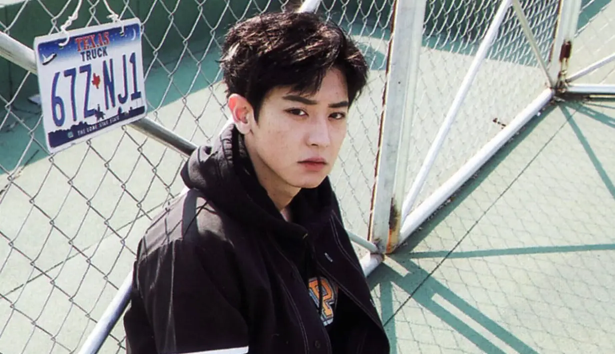Ini merupakan drama comeback pertama Chanyeol selama setahun belakangan  ini. Terakhir ia bermain dalam drama Missing 9 pada 2017 lalu. (Foto: Soompi.com)