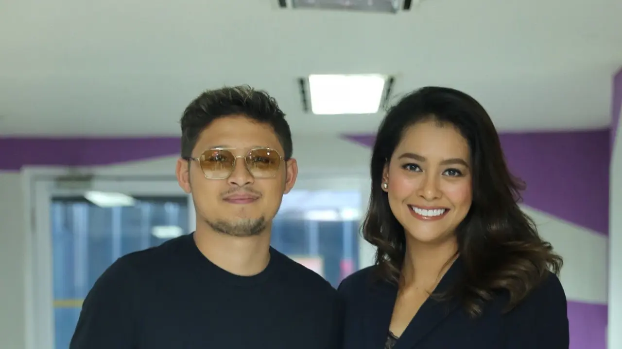 [Fimela] Bunga Jelitha dan Syamsir Alam