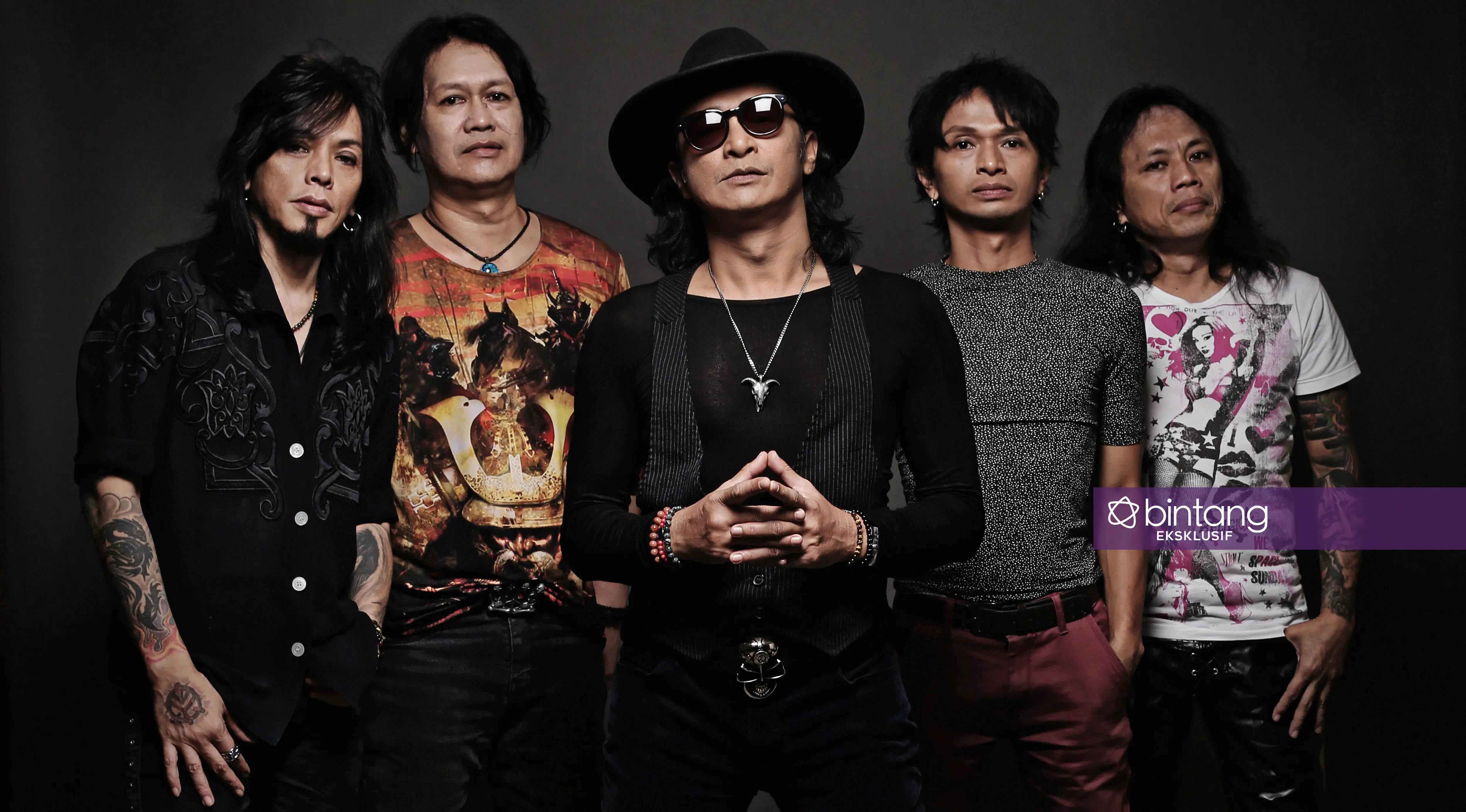 Eksklusif Rif (Foto: Bambang E Ros, Digital Imaging: Muhammad Iqbal Nurfajri/Bintang.com)