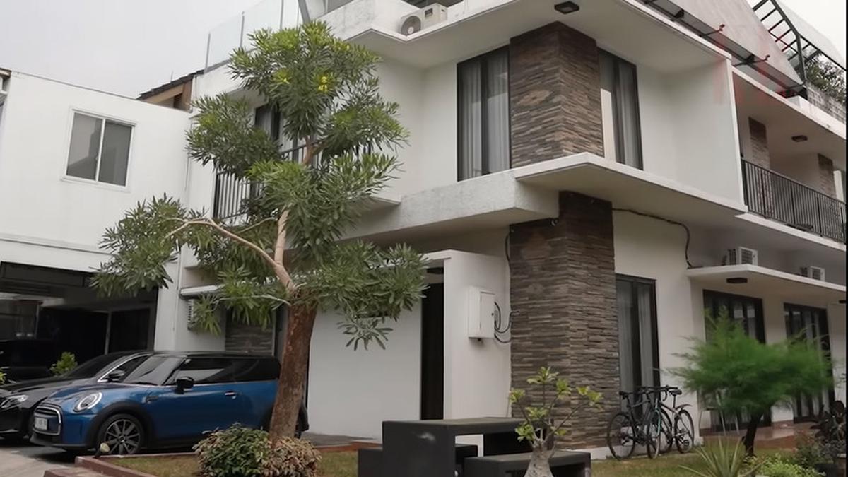 15 Rekomendasi Cat Rumah Bagian Luar yang Sedang Tren di 2025, Tunjukkan Kesan Elegan