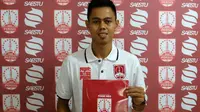 Pemain baru Persis Solo, Hapidin. (Bola.com/Vincentius Atmaja)