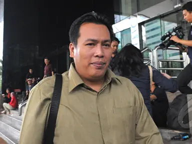 Direktur Mahkota Negara Marisi Matondang, memenuhi panggilan Komisi Pemberantasan Korupsi (KPK), Jakarta, Kamis (26/02/2015). (Liputan6.com/Andrian M Tunay)