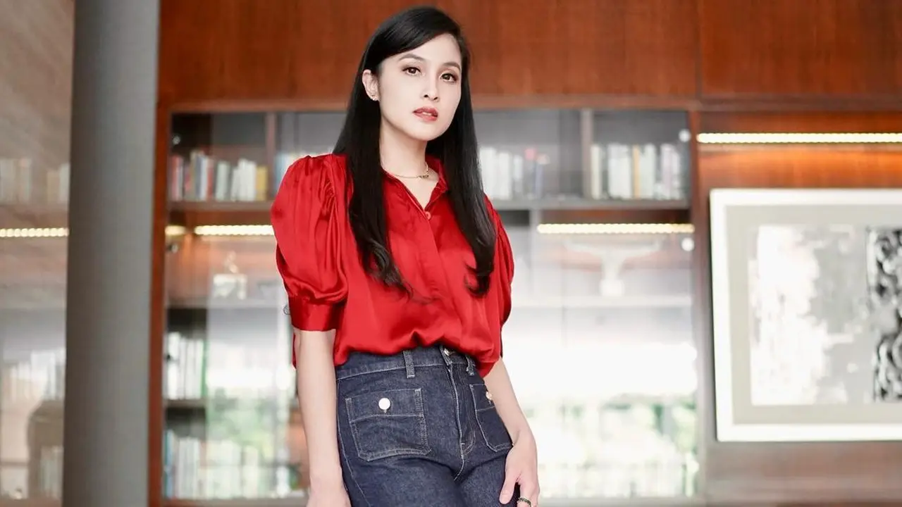 Sandra Dewi