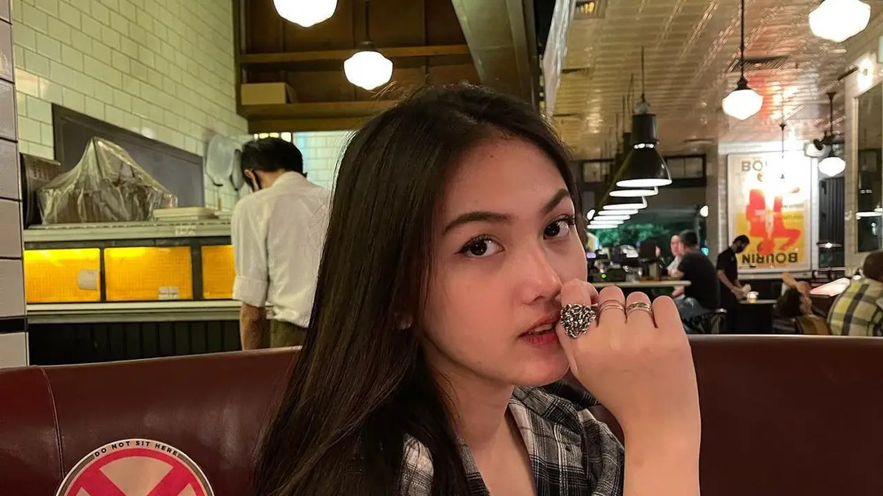Aisyah Aqilah (https://www.instagram.com/p/CSCHxnxFIcP/)