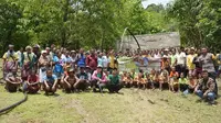 Gotong Royong Bersama Warga Desa Takarai NTT untuk Wujudkan Akses Air Bersih Berkelanjutan