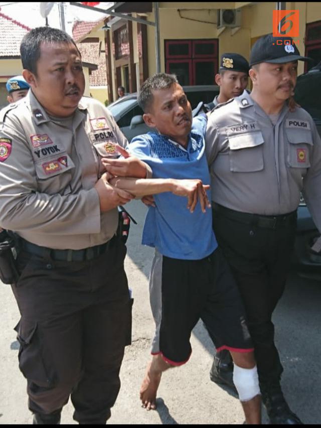 Perampok ditembak