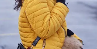 Syahnaz Sadiqah gadis kelahiran 1993 ini sukses di dunia entertaint dan presenter. (via instagram @syahnazs/Bintang.com)