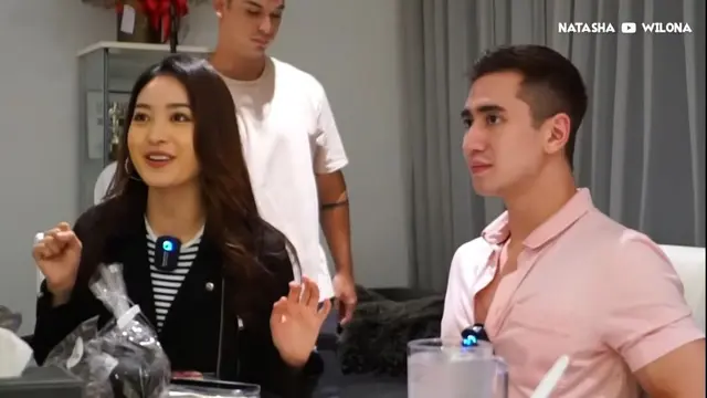 6 Momen Natasha Wilona Temani Verrell Bramasta Buka Puasa, Didoakan Balikan