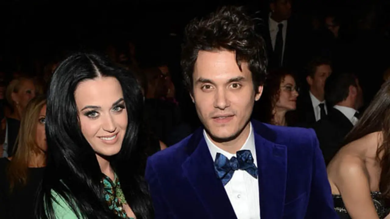 katty-parry-131118c.jpg