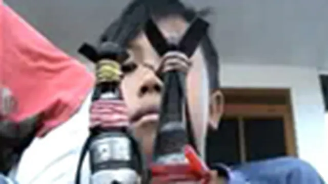 Bermain Petasan Busi