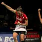 Ekspresi Greysia Polii/Nitya Krishinda ganda puteri Indonesia melaju ke final dengan mengalahkan  Yu Yang/Zhong Qianxin di semifinal BCA Indonesia Open Premier Super Series 2015 di Istora Senayan Jakarta. (Peksi Cahyo/Bola.com)