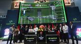 Suasana pencatatan perdana saham PT Super Bank Indonesia Tbk (SUPA) di Bursa Efek Indonesia (BEI), Rabu (17/12/2025). Hari ini, Rabu 17 Desember 2025, PT Super Bank Indonesia Tbk (IDX: SUPA; “Superbank”), bank dengan layanan digital yang didukung oleh Grab, Emtek, Singtel, KakaoBank dan GXS, resmi mencatatkan saham perdananya di Bursa Efek Indonesia (IDX). (Kapanlagi.com/Budy Santoso)