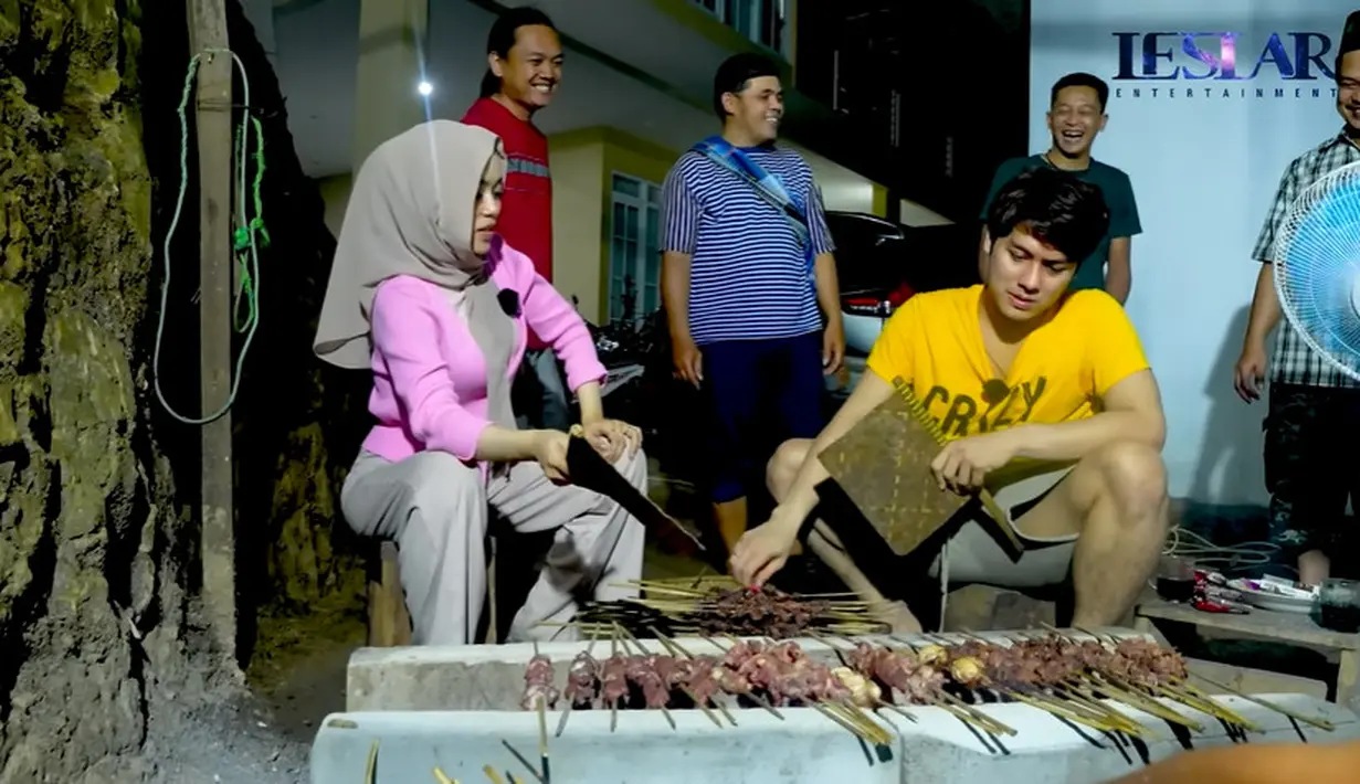 Lesti Kejora dan Rizky Billar (Youtube/Leslar Entertainment)