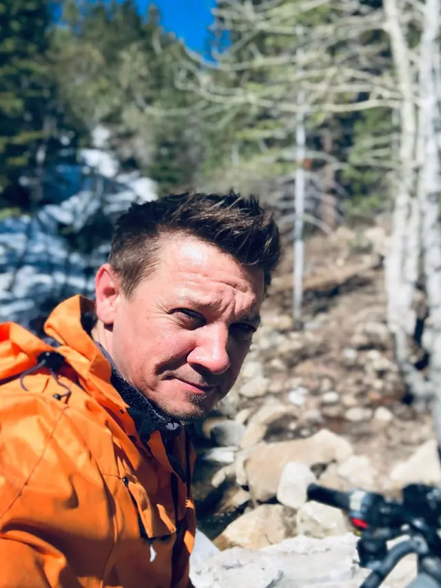 Jeremy Renner (Instagram/ renner4real)