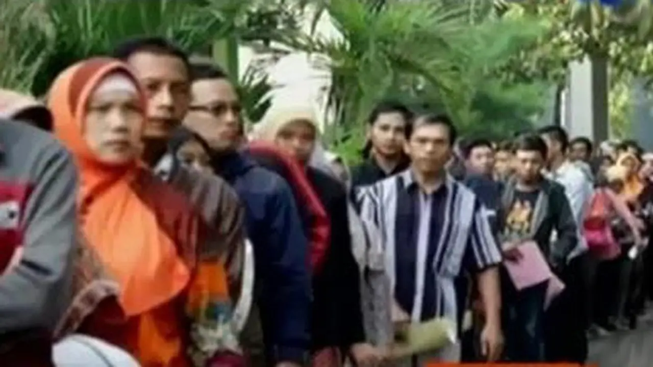 Urus E-KTP di Jombang, Warga Mengantre Sejak Subuh