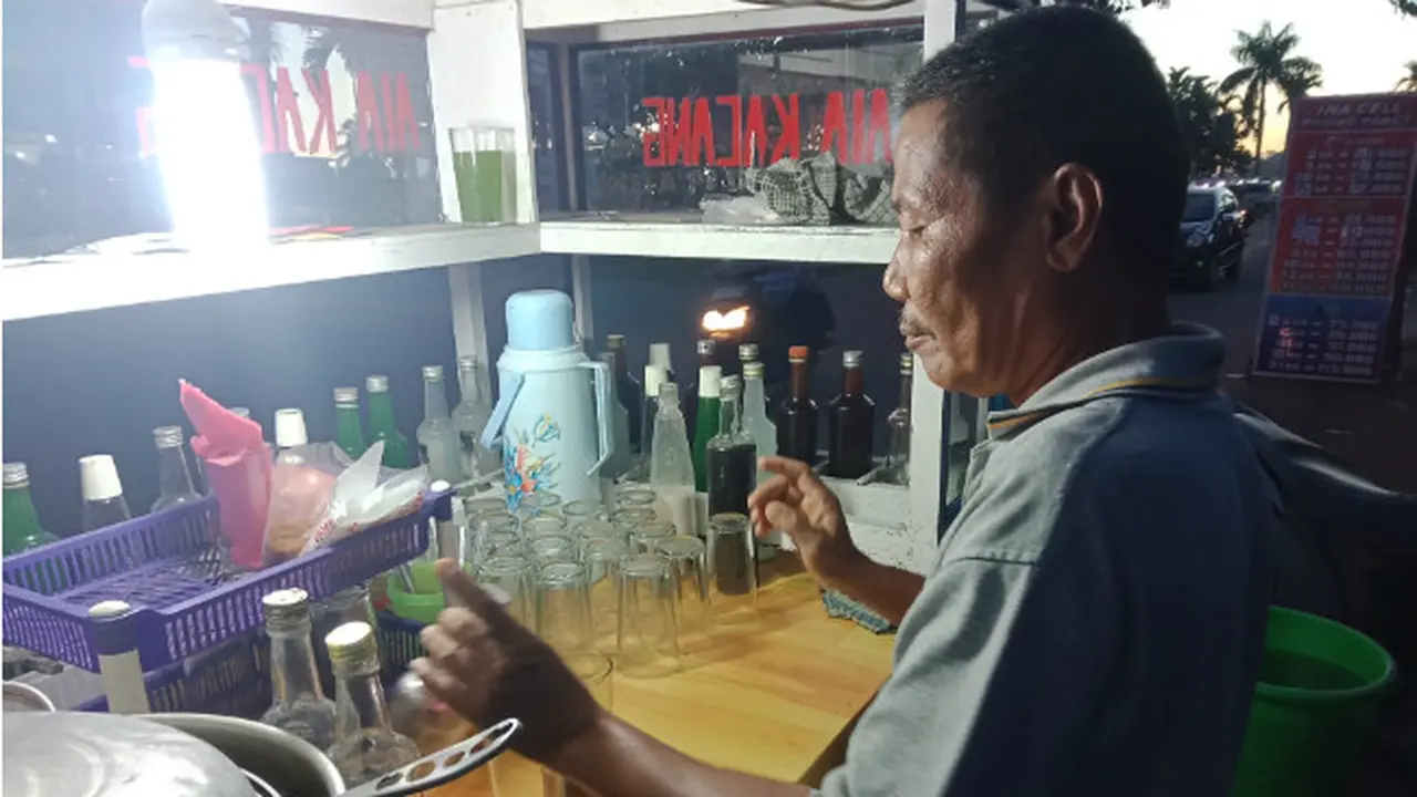 Air Aka atau Air Kacang, Paradigma Berbeda antara Orang Bukittinggi dan Padang