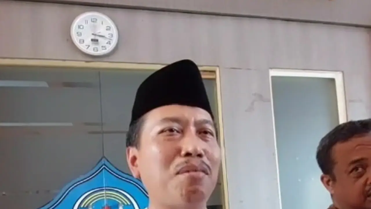 Kepala Dinas Kesehatan Banyuwangi Amir Hidayat saat memberikan keterangan pers kepada wartawan.