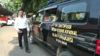 Polisi mendapati jenazah ART di Purwakarta itu masih mengenakan busana lengkap, termasuk menggunakan tampon, saat kuburannya dibongkar. (Liputan6.com/Abramena)