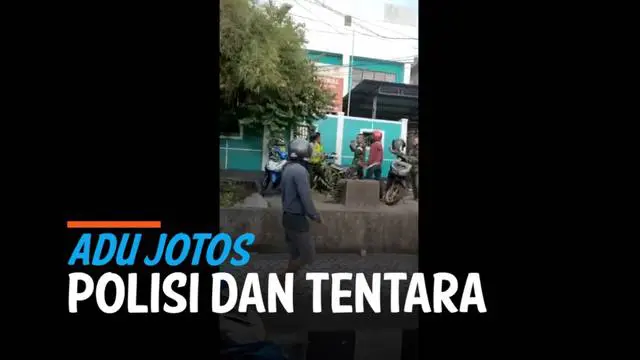 VIDEO: Viral! Dua Polisi Adu Jotos dengan Tentara di Ambon