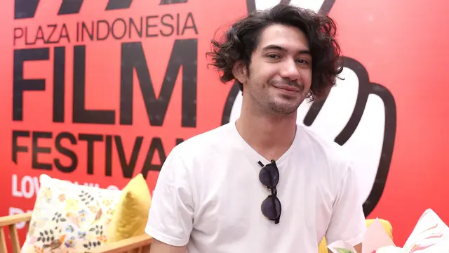 [Bintang] Reza Rahadian