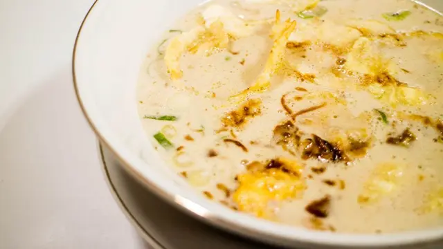 Soto Betawi (Foto: Kokiku Tv)