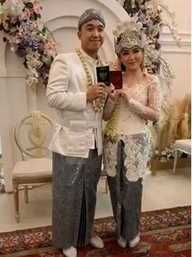 6 Potret Pernikahan Shinta Naomi Eks JKT48 dan Ongki Arifin, Penuh Kehangatan