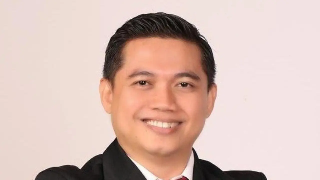 Dwi Hartono