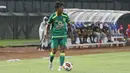 Mochamad Supriadi - Penyerang bernomor punggung 11 ini merupakan pemain didikan akademi Persebaya. Permainan pemuda asli Surabaya ini tidak hanya memukau di klub tapi juga bersama Timnas Indonesia. (Bola.com/M Iqbal Ichsan)